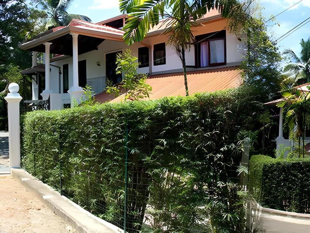 The Mgs Hotel Elpitiya  外观 照片