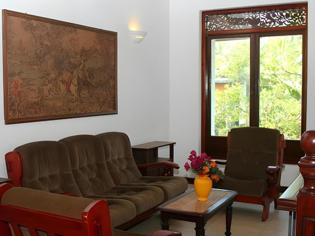 The Mgs Hotel Elpitiya  外观 照片