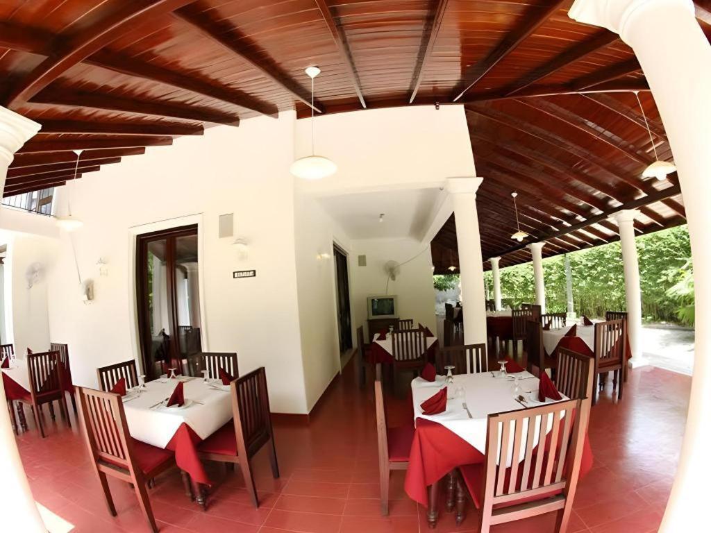 The Mgs Hotel Elpitiya  外观 照片