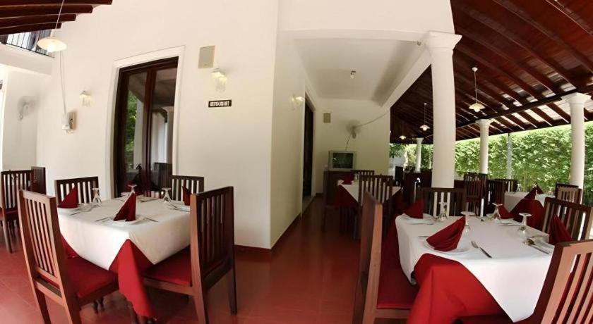 The Mgs Hotel Elpitiya  外观 照片