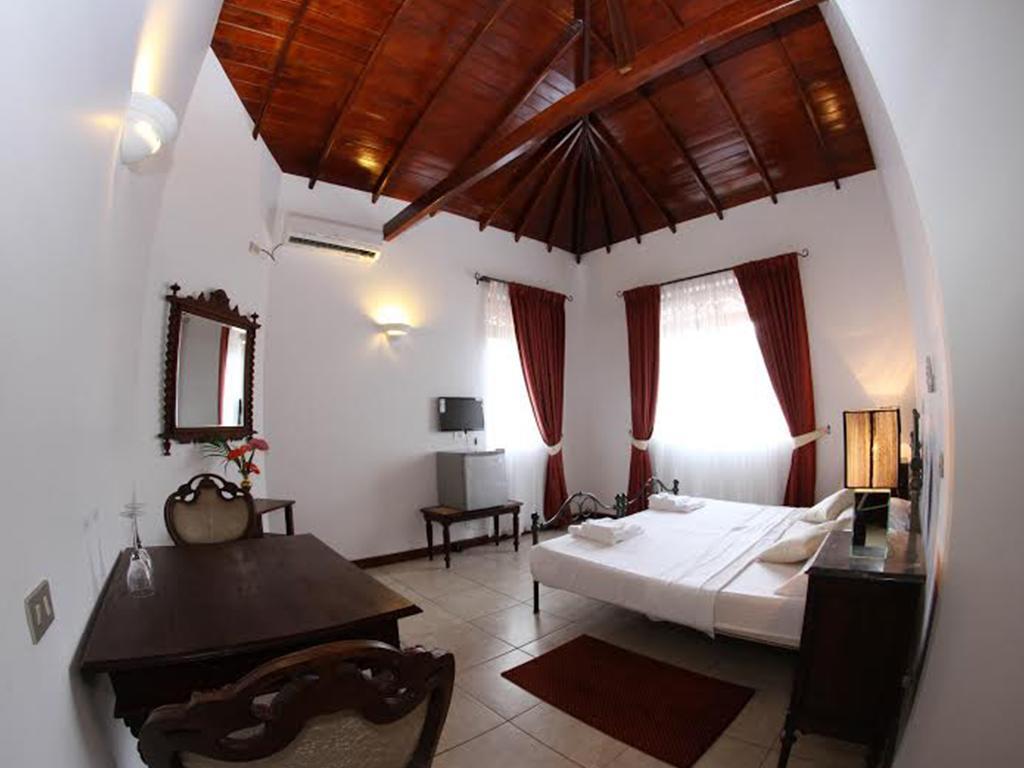 The Mgs Hotel Elpitiya  外观 照片